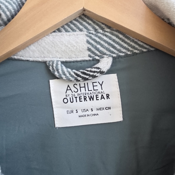 Ashley By 26 International Fleece Coats  Size S OVERSIZE Nwot - Picture 4 of 8